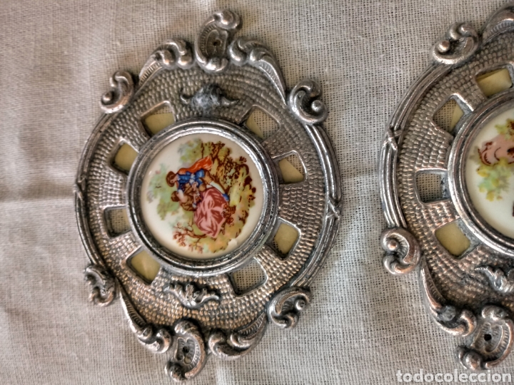 Antig&uuml;edades: 3 Embellecedores de muebles - Foto 4