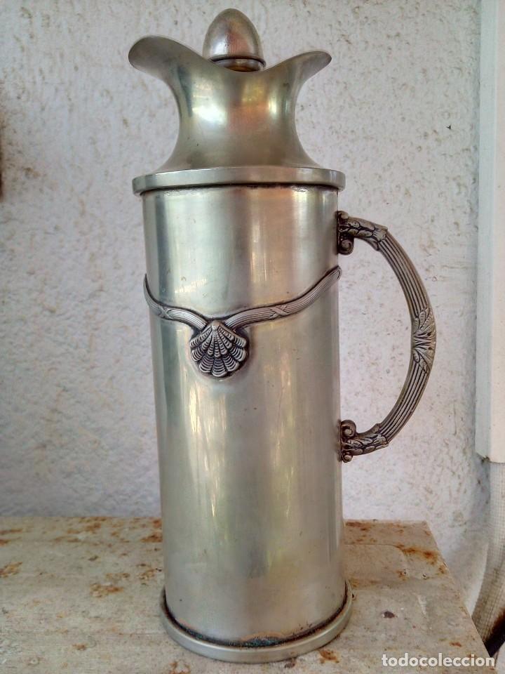 Antig&uuml;edades: TERMO ANTIGUO DE METAL - Foto 1