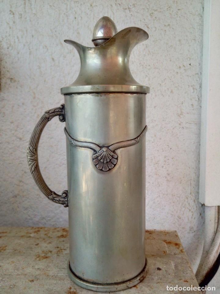Antig&uuml;edades: TERMO ANTIGUO DE METAL - Foto 2