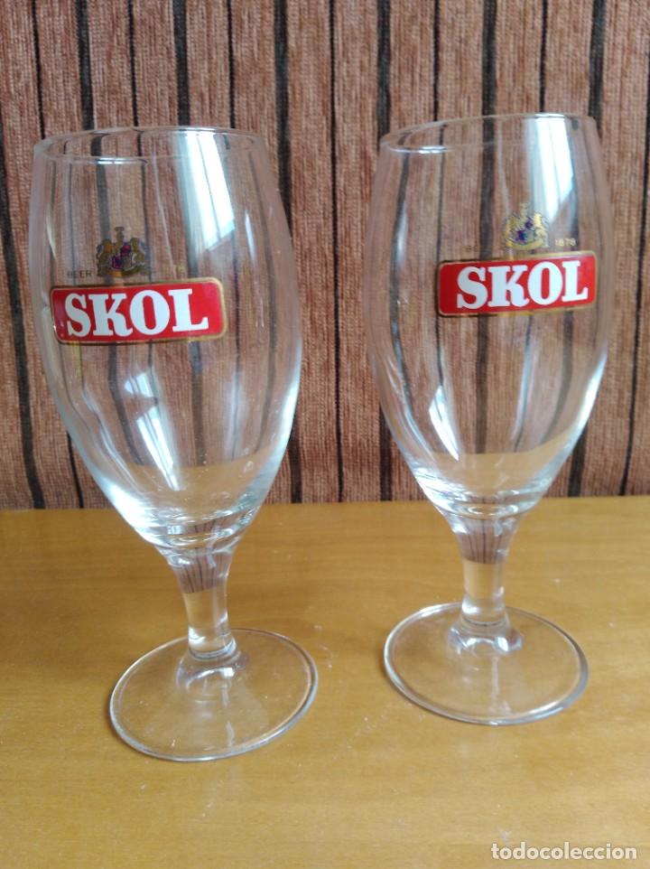 Antig&uuml;edades: 2 Copas de cristal skol - Foto 1