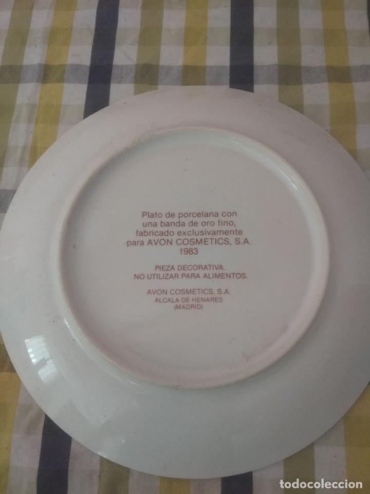 Antig&uuml;edades: Plato de avon - Foto 2