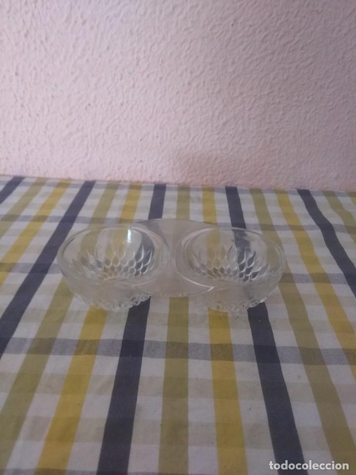 Antig&uuml;edades: Cuenco de cristal con marcajes - Foto 2