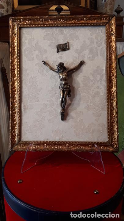 Antig&uuml;edades: CRUCIFICADO DE BRONCE. SIGLO XIX. - Foto 1