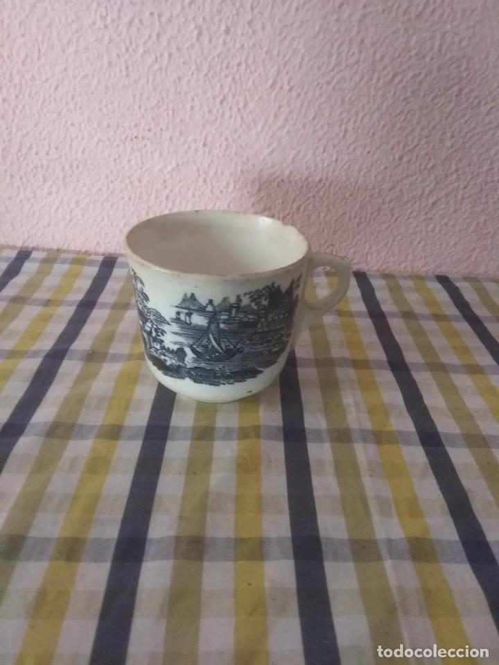 Oggetti Antichi: Taza antigua