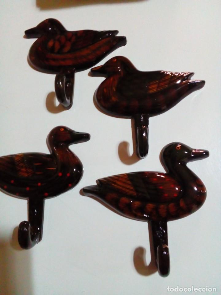 Antig&uuml;edades: PERCHAS EN FORMA DE PATOS (NUEVAS) - Foto 2