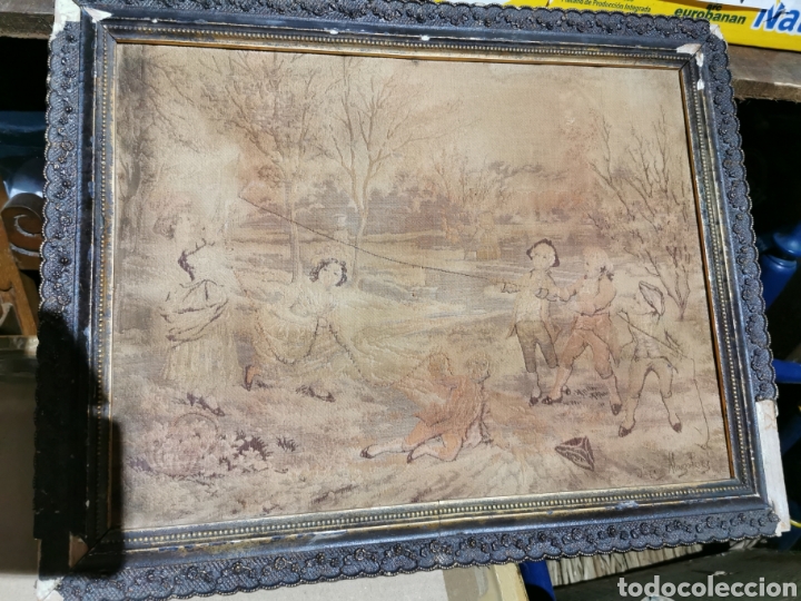 Antig&uuml;edades: tapiz enmarcado antiguo - Foto 1