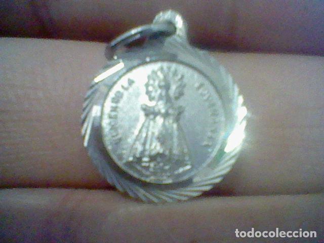 Antig&uuml;edades: VIRGEN DE LA ESPERANZA MEDALLA 1,5 CMS METAL - Foto 1
