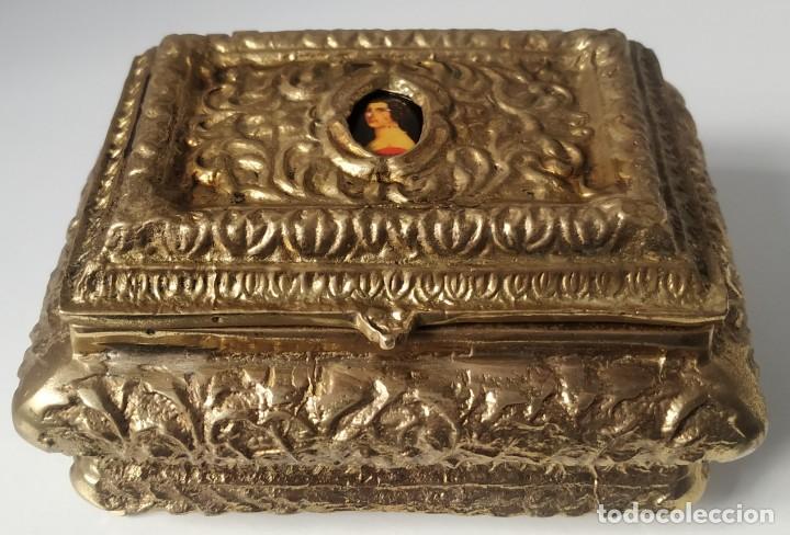 Antig&uuml;edades: Joyero victoriano de bronce - Foto 1