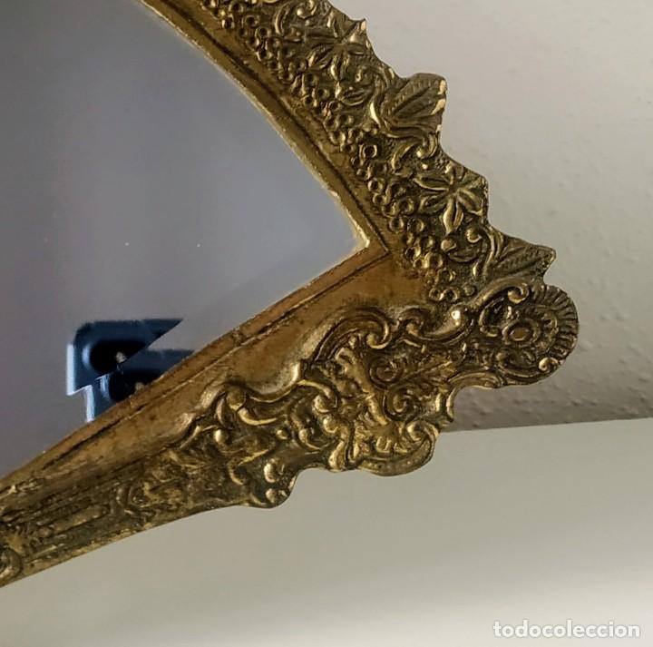 Antig&uuml;edades: Espejo de tocador en bronce - Foto 4
