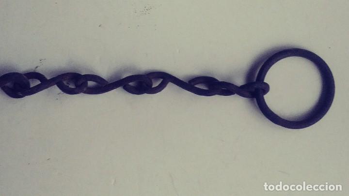 Antig&uuml;edades: argolla mulera de hierro con cadena - Foto 3