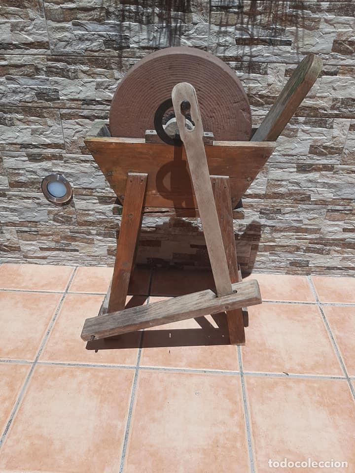 Antig&uuml;edades: Moladora antigua - Foto 3