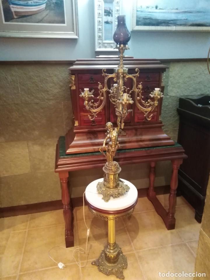 Antig&uuml;edades: L&aacute;mpara candelabro de gran tama&ntilde;o. - Foto 2