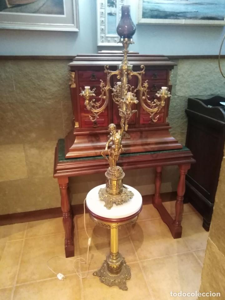 Antig&uuml;edades: L&aacute;mpara candelabro de gran tama&ntilde;o. - Foto 3