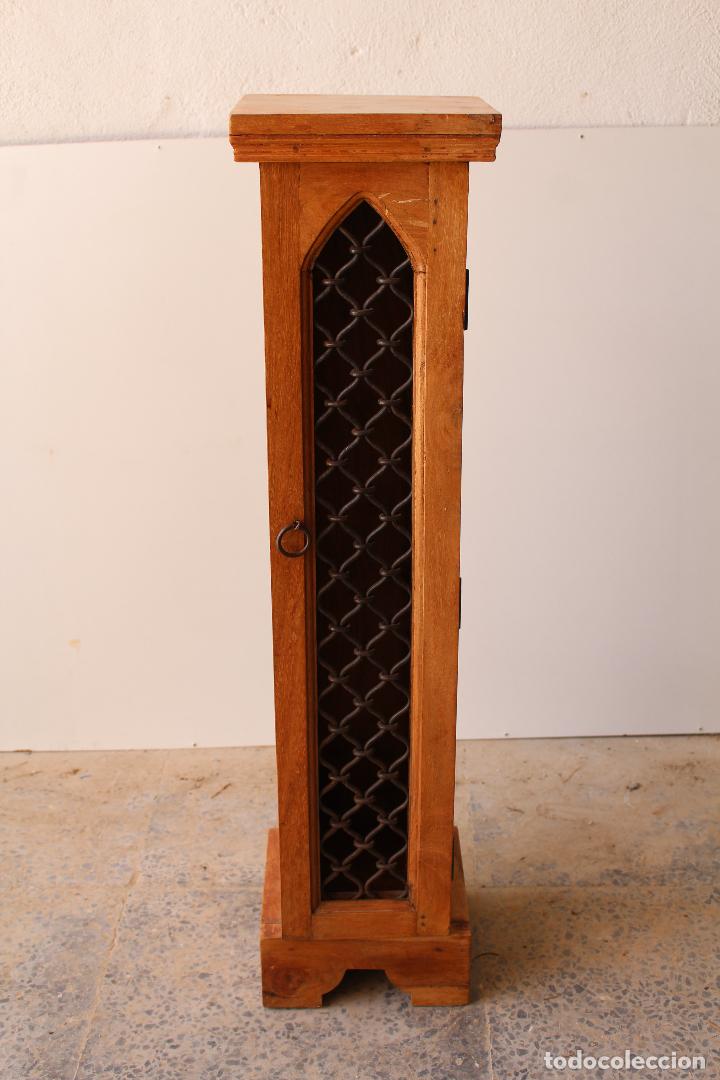 Antig&uuml;edades: mueble rustico de hierro y madera para cd - Foto 6