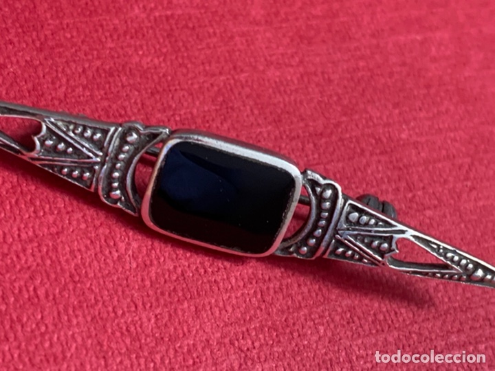 Antig&uuml;edades: Broche de plata y onix - Foto 3