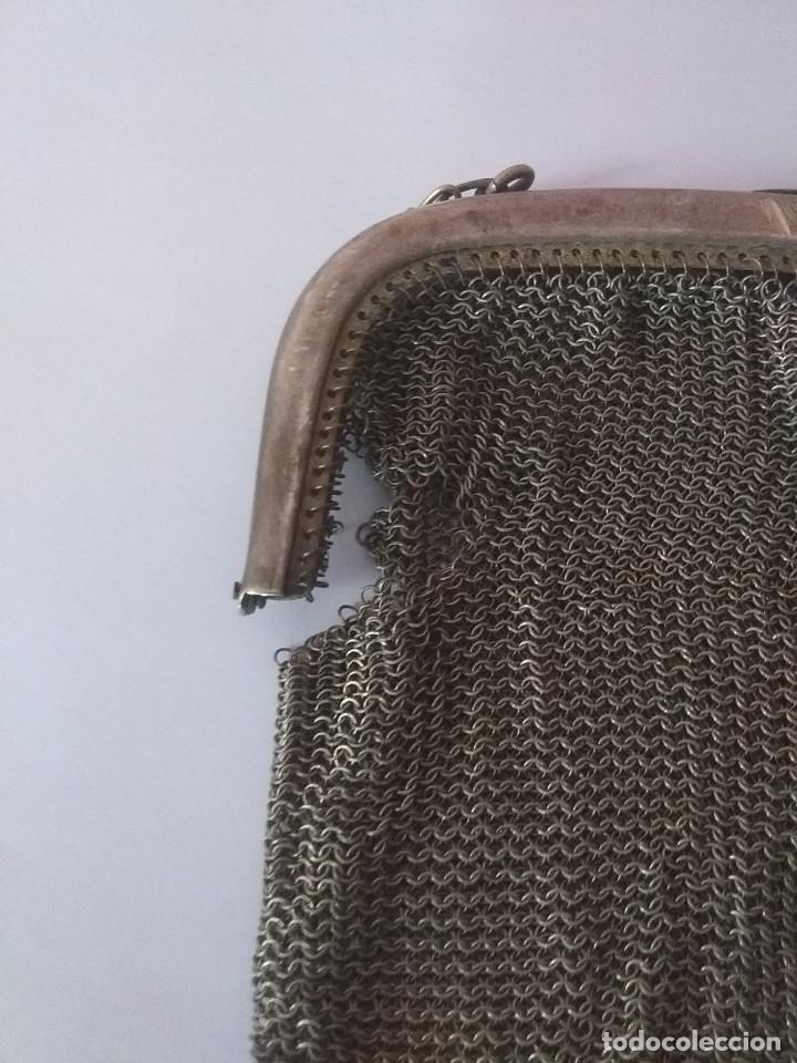 Antig&uuml;edades: Cartera antigua de malla - Foto 3