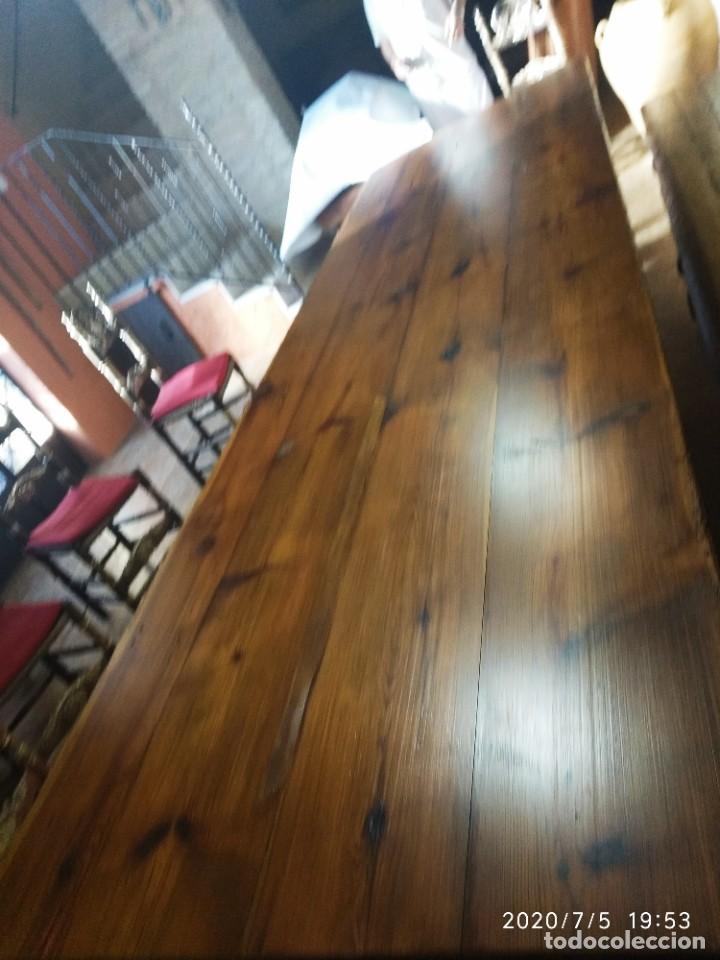 Antig&uuml;edades: Mesa de madera, m&aacute;s de 3 metros de largo. - Foto 1