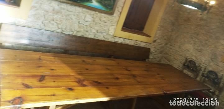 Antig&uuml;edades: Mesa de madera, m&aacute;s de 3 metros de largo. - Foto 4
