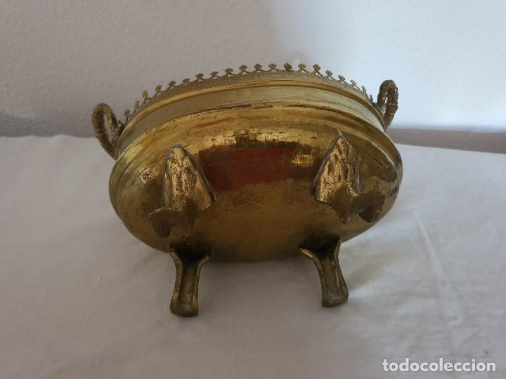 Antig&uuml;edades: CENTRO DE MESA OVALADO EN METAL - Foto 6