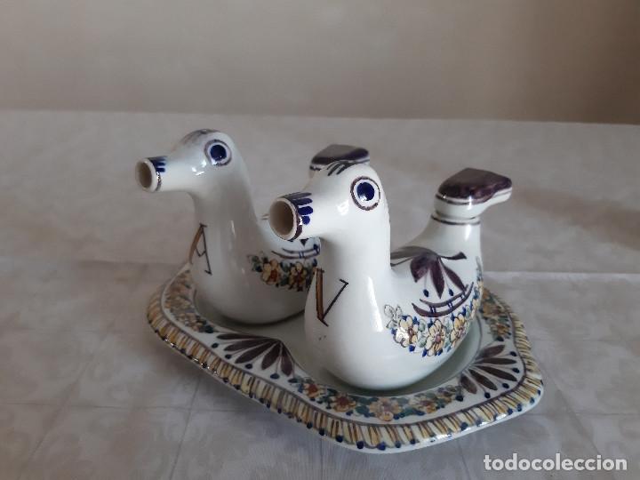 Antig&uuml;edades: Aceitera Porcelana patos. - Foto 2