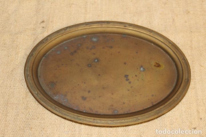 Antig&uuml;edades: bandeja de metal - Foto 3