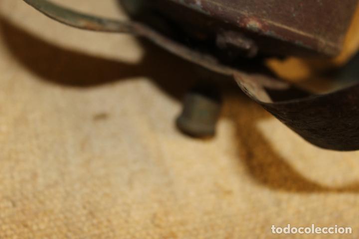 Antig&uuml;edades: base para quinque - Foto 4