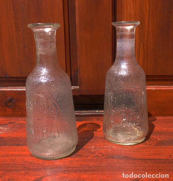 Antig&uuml;edades: Botella de farmacia de cristal - Foto 3