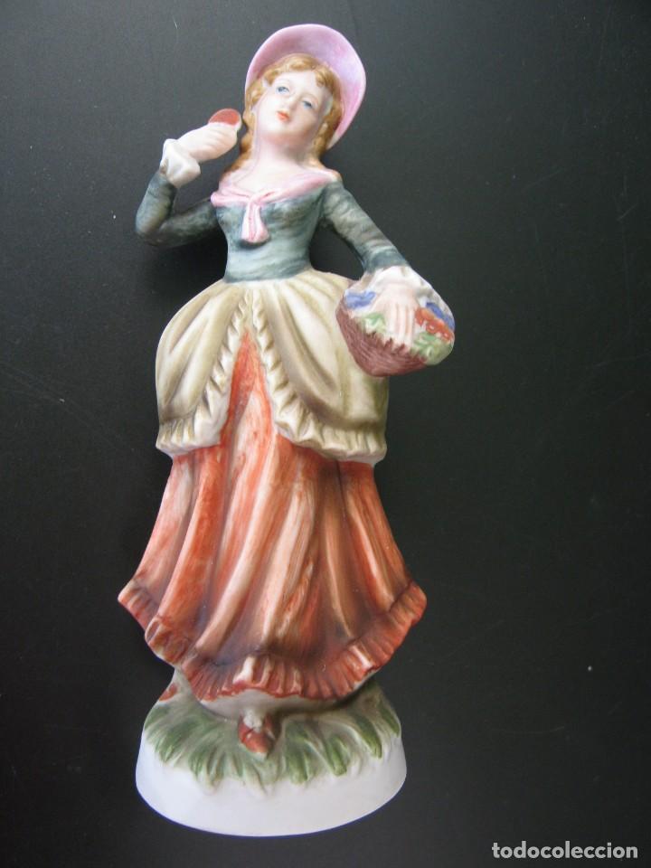 Antiguidades: Preciosa Figura de cer&aacute;mica porcelana de 1960 16 CM.