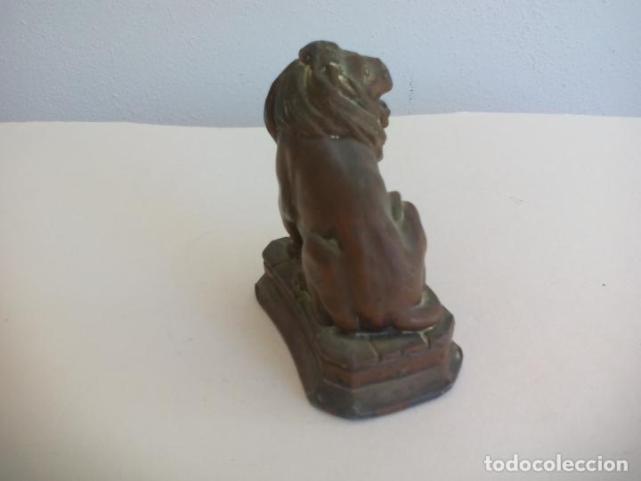 Antig&uuml;edades: Figura de leon, en bronce o lat&oacute;n - Foto 2