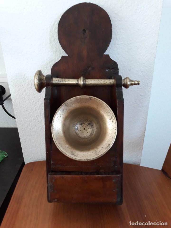Antig&uuml;edades: Mortero almirez antiguo de fundicion - Foto 3