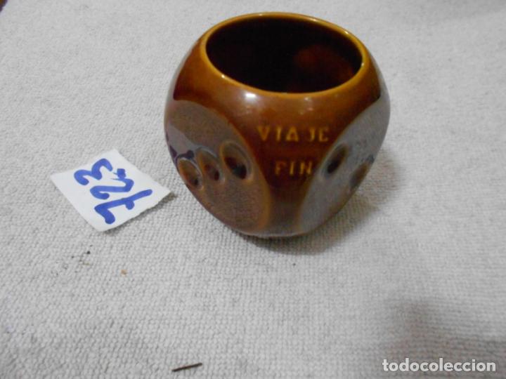 Antig&uuml;edades: RECIPIENTE CUBO DADO DE CERAMICA - Foto 2