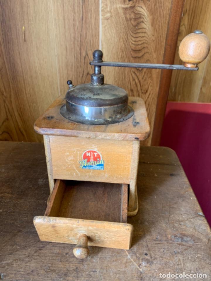 Antig&uuml;edades: Antiguo molinillo de caf&eacute; de madera - Armin - Foto 3
