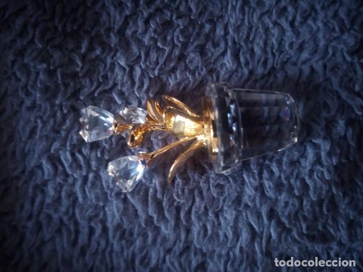 Antigüedades: Pequeña maceta con flores de cristal swarovski,autentica. - Foto 5 - 211698044