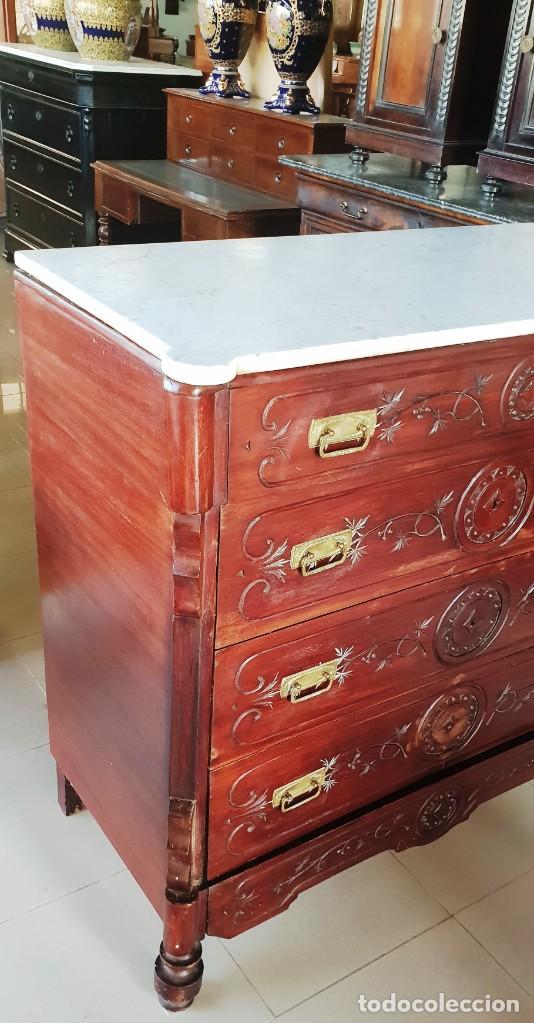 Antig&uuml;edades: C&oacute;moda Ditada de caoba - Foto 2