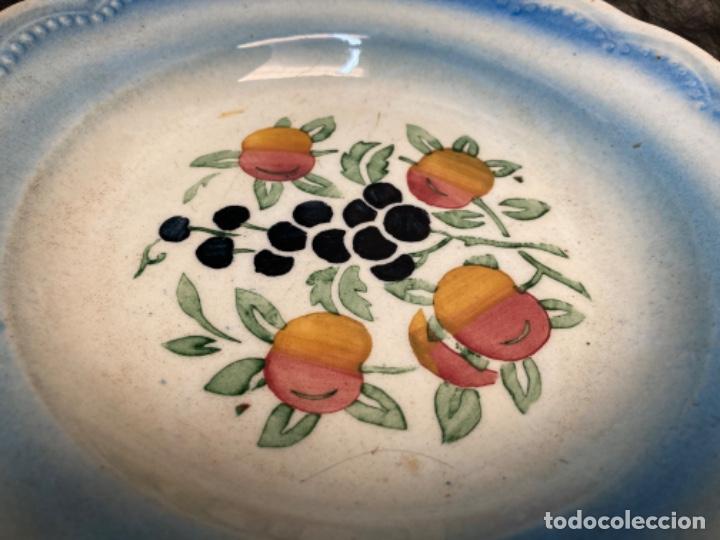 Antig&uuml;edades: Platos de cer&aacute;mica con frutas - Foto 2