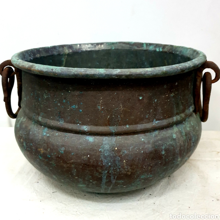 Antig&uuml;edades: Olla de cobre - Foto 1