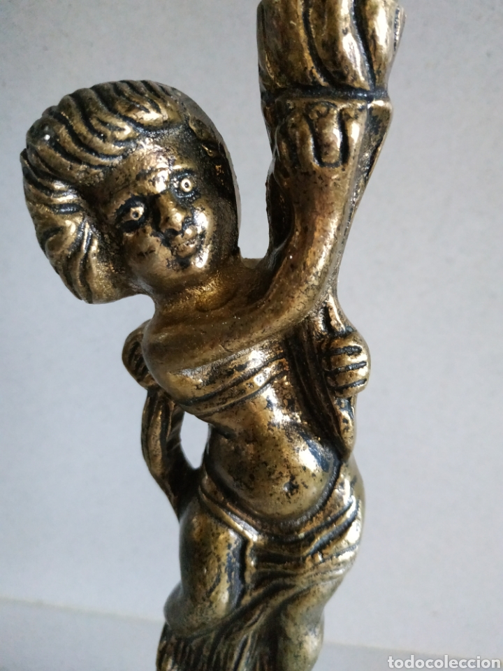 Antig&uuml;edades: Portavelas de bronce - Foto 2