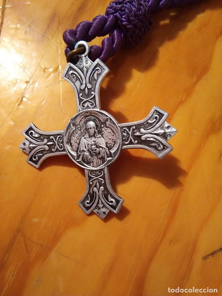 Antig&uuml;edades: CRUZ CON EL SAGRADO CORAZ&Oacute;N - Foto 1