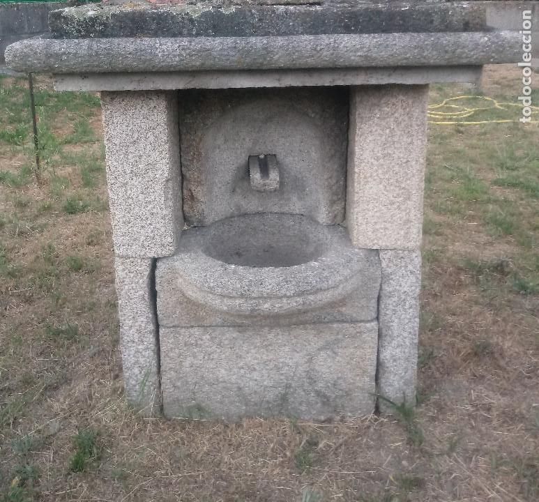 Antig&uuml;edades: Fuente de piedra - Foto 1