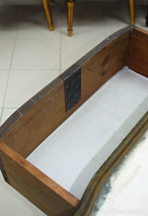 Antig&uuml;edades: C&Oacute;MODA ANTIGUA DE MADERA PINTADA A MANO - Foto 10