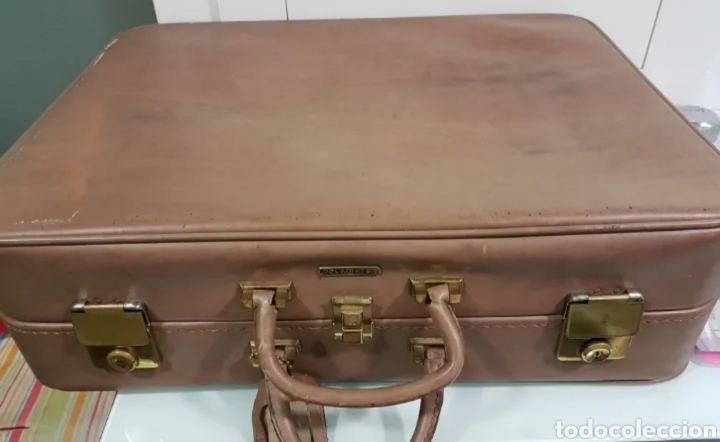 Antig&uuml;edades: Lote tres antiguas maletas - Foto 2