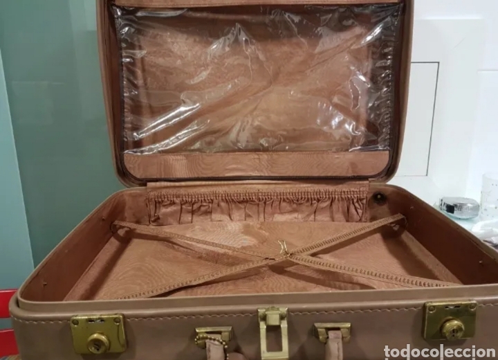 Antig&uuml;edades: Lote tres antiguas maletas - Foto 3