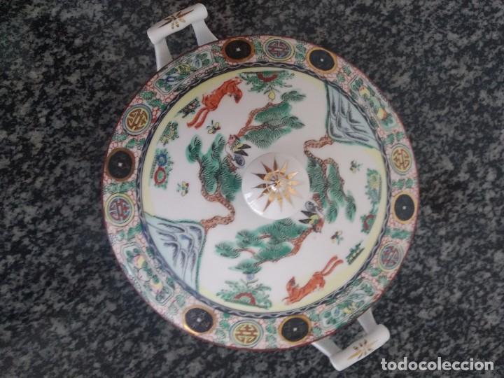 Antig&uuml;edades: Sopera con fuente MACAO con sello - Foto 2