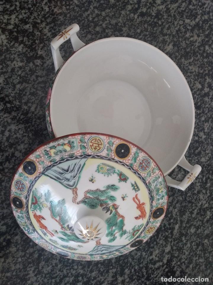 Antig&uuml;edades: Sopera con fuente MACAO con sello - Foto 3