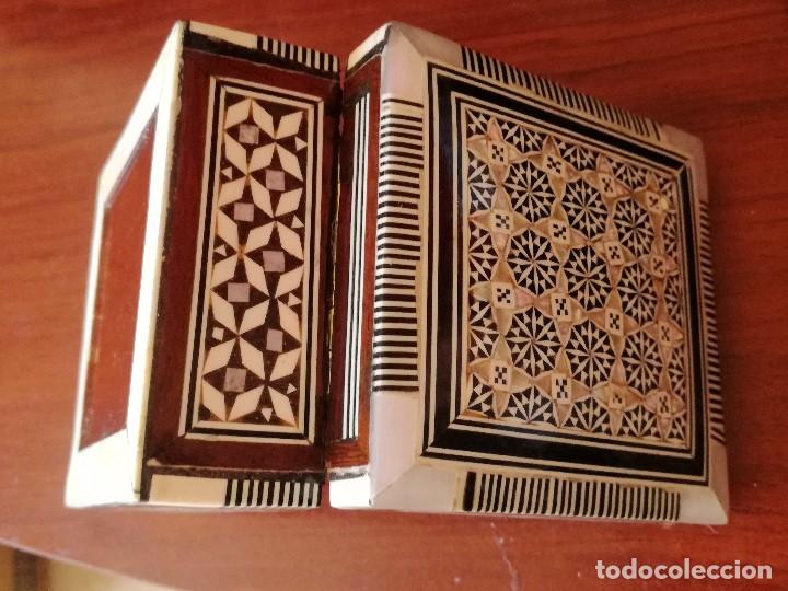 Antig&uuml;edades: CAJA DE MADERA CON MARQUETERIA DE NACAR - Foto 7