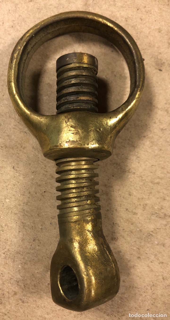 Antig&uuml;edades: ANTIGUO TORNILLO DE BRONCE, TIPO CASCANUECES. - Foto 3