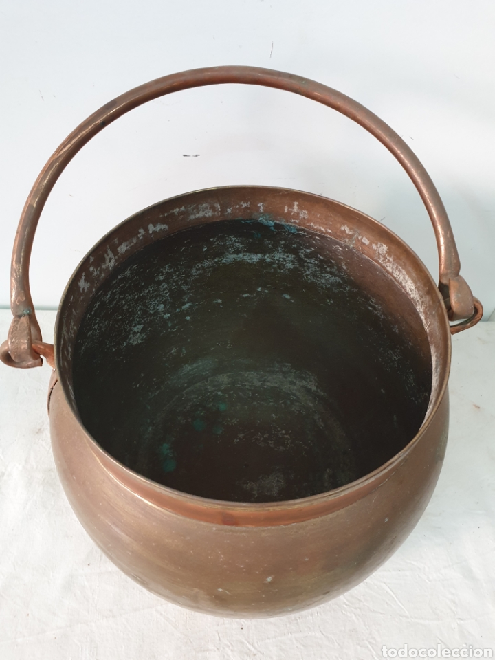 Antig&uuml;edades: Olla con asa de cobre - Foto 4