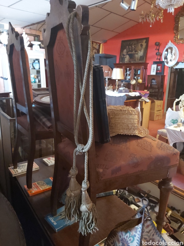 Antig&uuml;edades: Borlas para cortinas con cord&oacute;n beis. - Foto 1