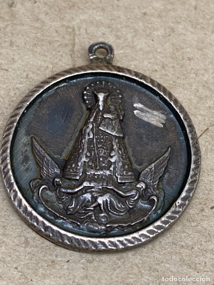 Antig&uuml;edades: Medalla religiosa de plata - Foto 2