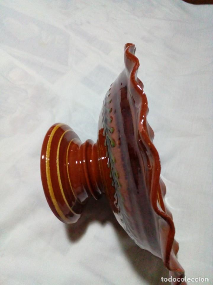 Antig&uuml;edades: centro de mesa de ceramica - Foto 3